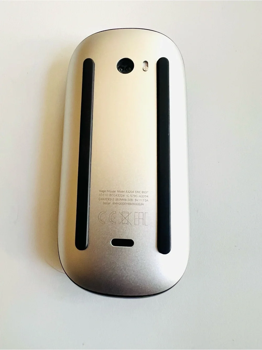 Apple Magic Mouse - Model A3204 Black Wireless Multi-Touch Mouse Like New No Box
